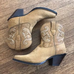 Durango Women’s western boots.